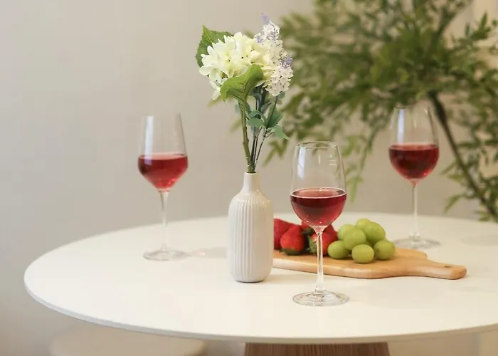 Appartement Hongdae#hongik Univ Station 9 Min Walk#airport Railroad Access#free Parking#free Netflix#free Wifi#luggage Storage#washer And Dryer
