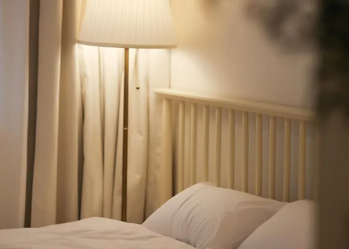 Hongdae#hongik Univ Station 9 Min Walk#airport Railroad Access#free Parking#free Netflix#free Wifi#luggage Storage#washer And Dryer Appartement Seoel