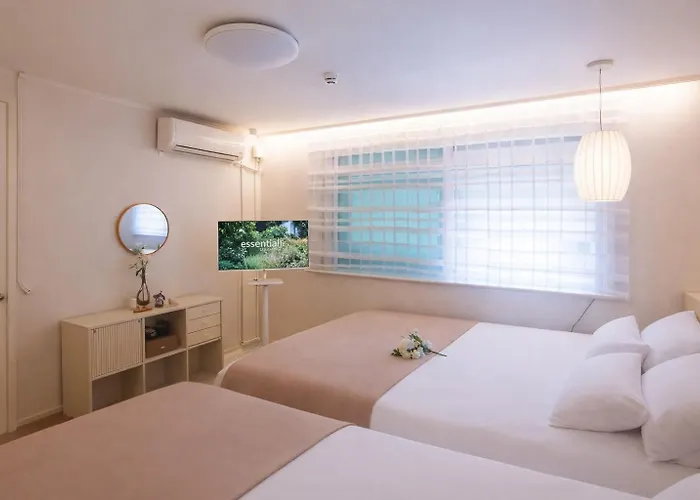Appartement Hongdae#hongik Univ Station 9 Min Walk#airport Railroad Access#free Parking#free Netflix#free Wifi#luggage Storage#washer And Dryer