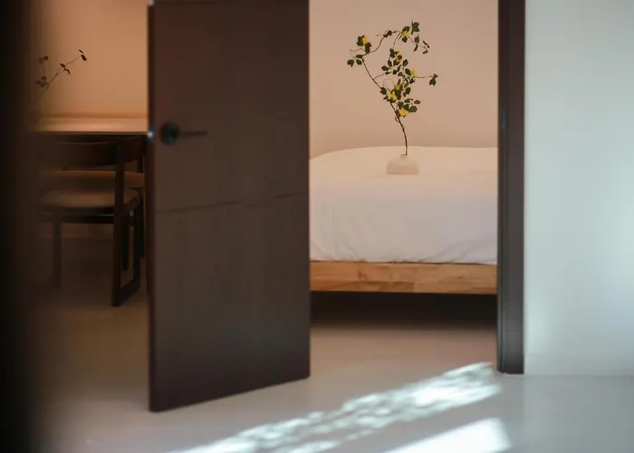 Hongdae#hongik Univ Station 9 Min Walk#airport Railroad Access#free Parking#free Netflix#free Wifi#luggage Storage#washer And Dryer